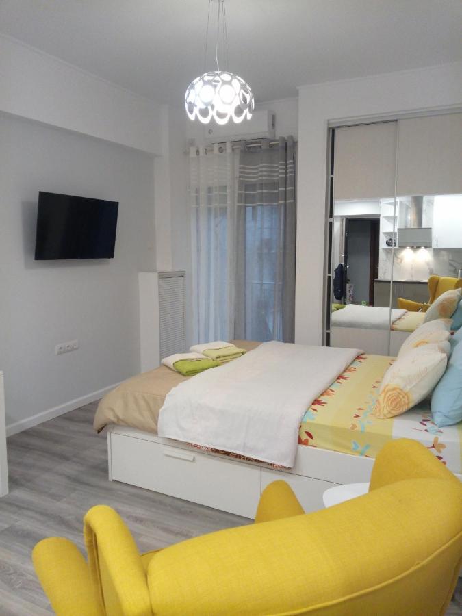 Cozy Studio Near Victoria Metro Station Athen Eksteriør billede